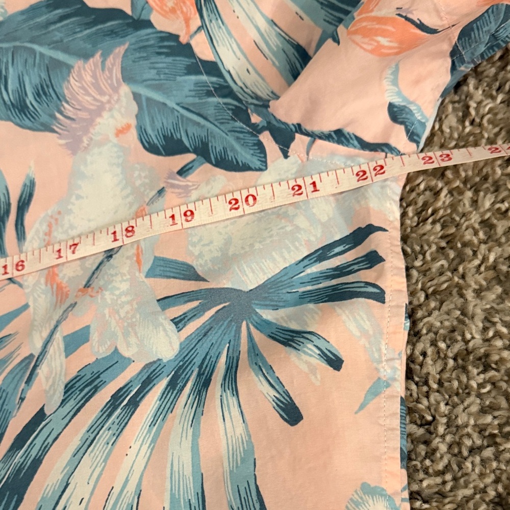 Bonobos Pink and Blue Tropical/Floral/Hawaiian Short Sleeve Button Up Shirt - Picture 3 of 5